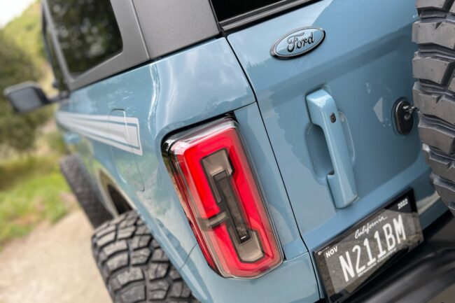 Close-up of RPlate unit mounted on vehicle