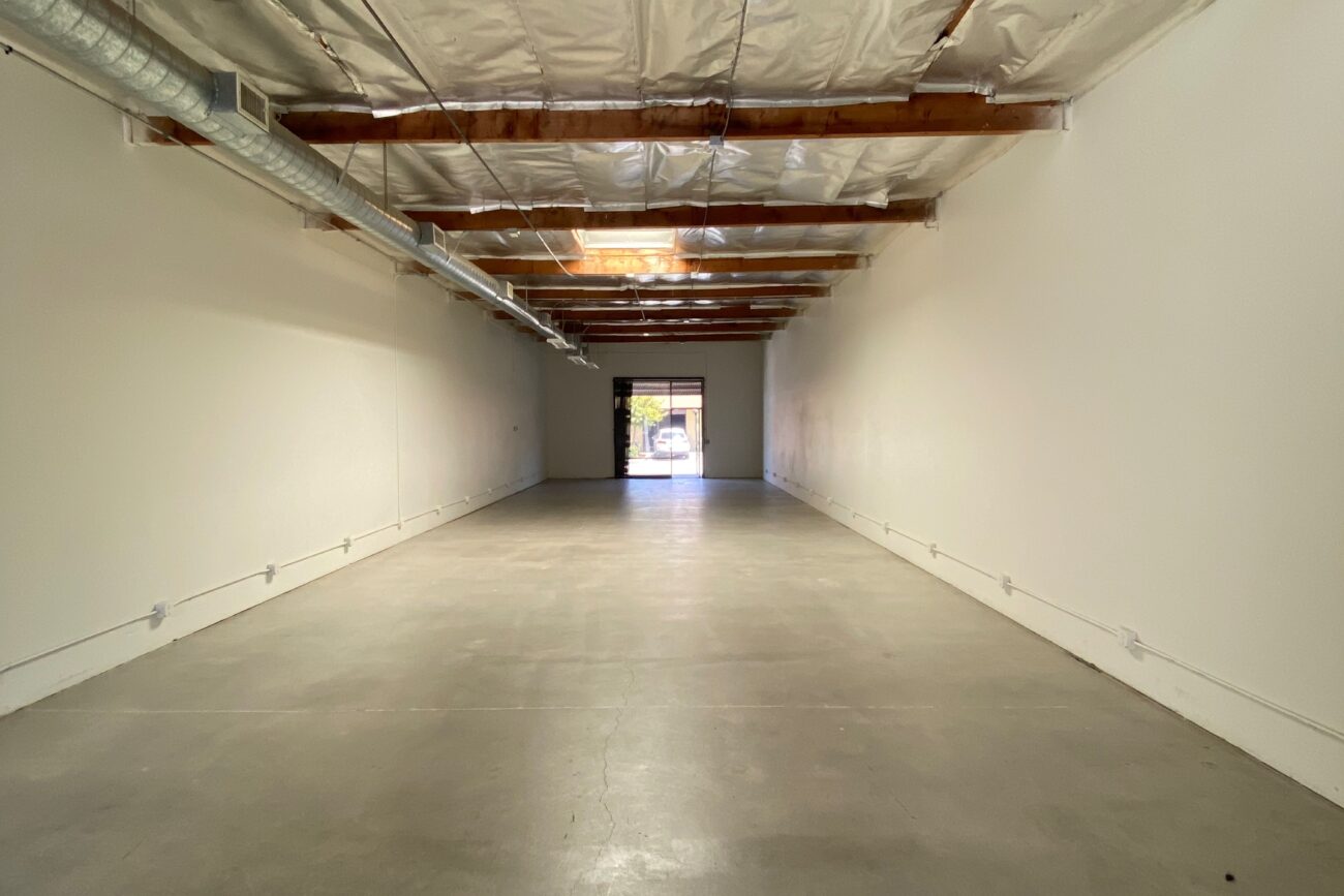 New unit prior to renovation.